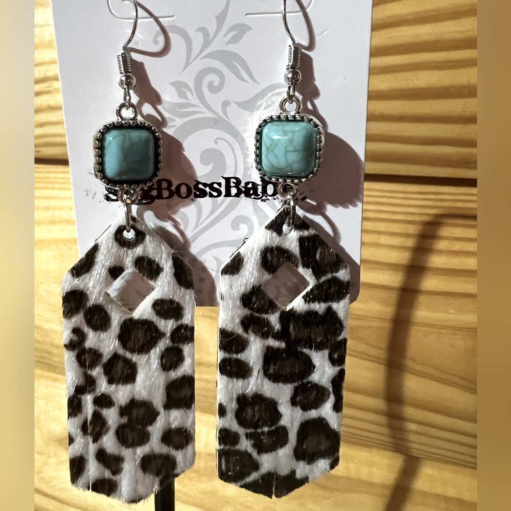 Vintage western earrings - silver, turquoise with white and brown. 3 pairs left